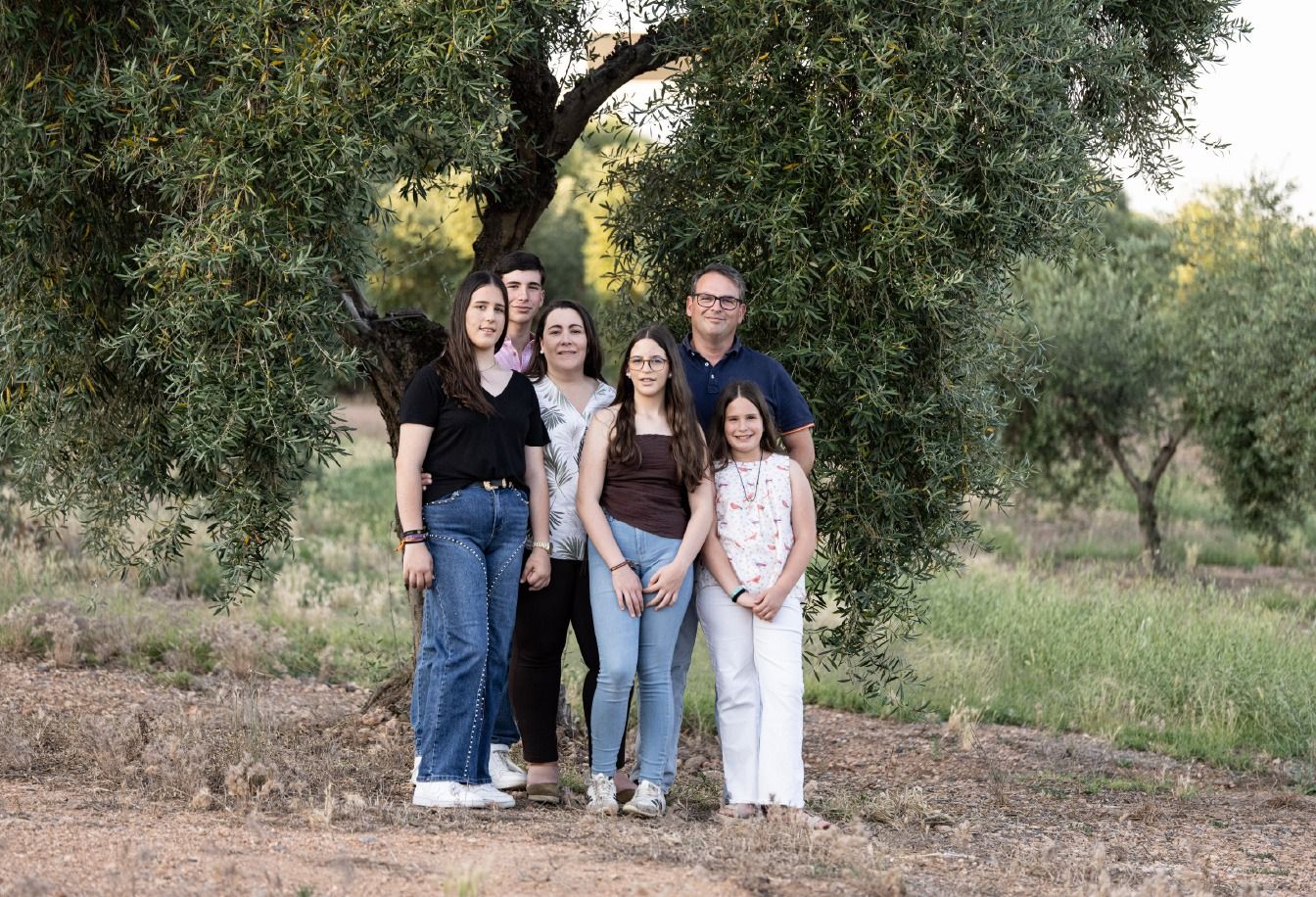 aceite-extremeno-nicanor-familia-nicanor